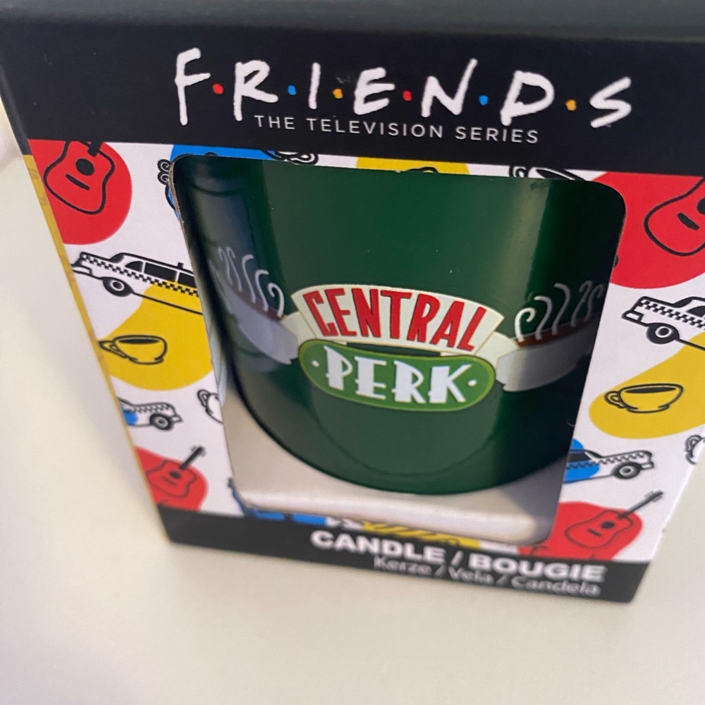 FRIENDS Central Perk Green Candle.